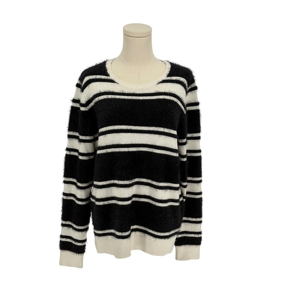 Loft Cozy Crew Neck Eyelash Style Sweater in Black & White Stripes (Size L)